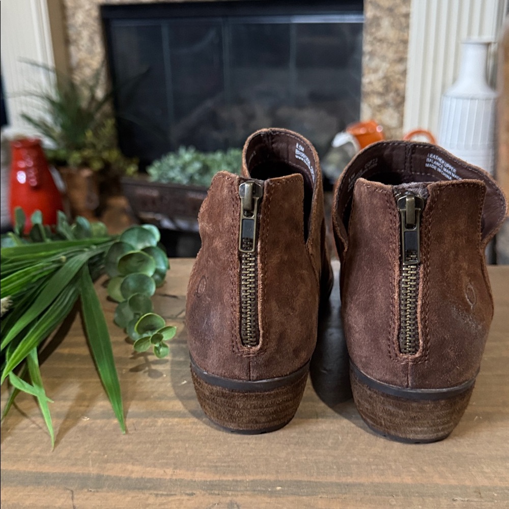 Born Womens Kerri Boot Size 8.5M Brown Suede Shootie Low Block Heel; Bootie Boho - Picture 5 of 8